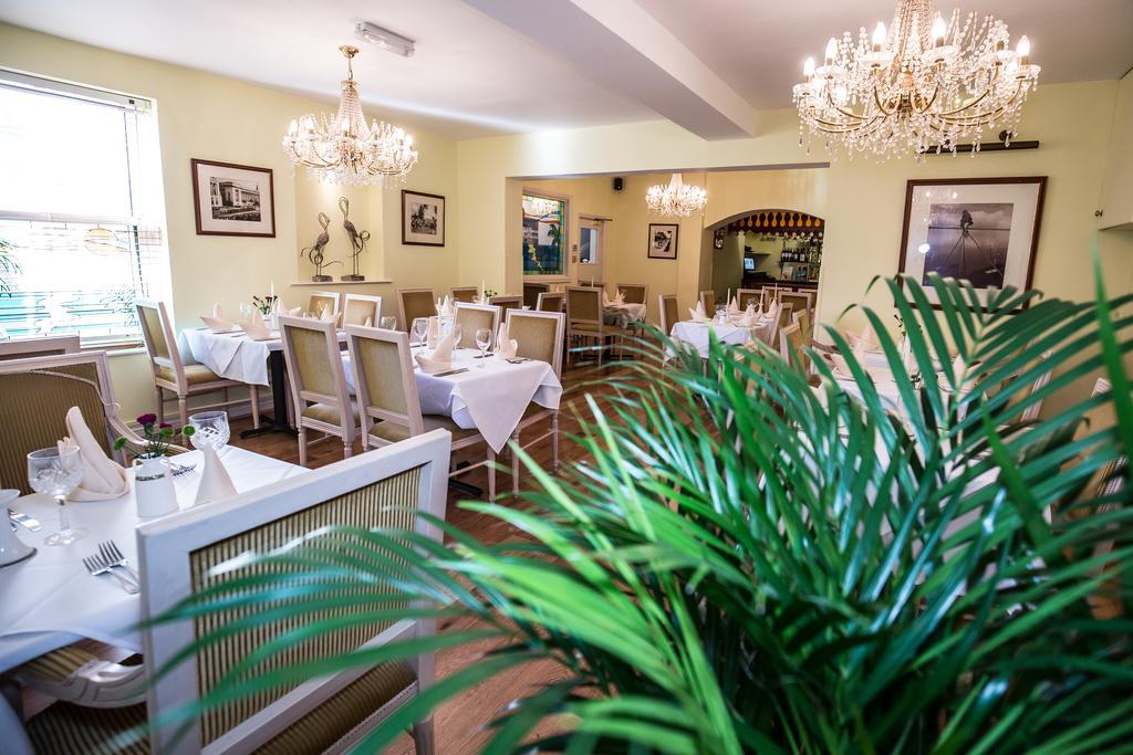 The Peacock Townhouse Hotel Kenilworth - Warwick Εξωτερικό φωτογραφία
