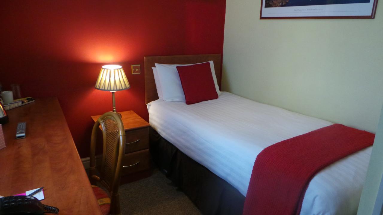 The Peacock Townhouse Hotel Kenilworth - Warwick Εξωτερικό φωτογραφία